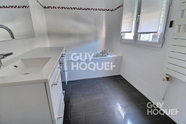Maison spacieuse +7 pièces à louer à Chaville - Quartier Rive Droite - Les Vignes