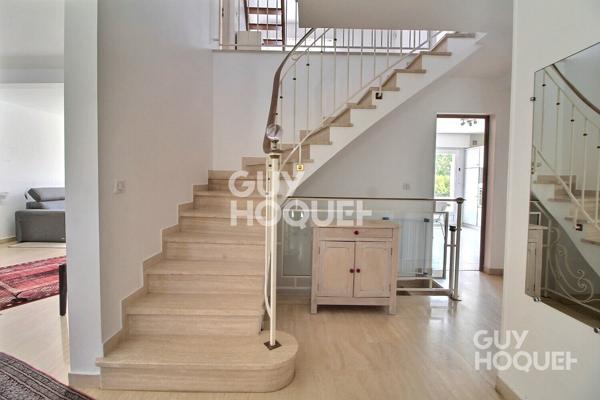 Maison spacieuse +7 pièces à louer à Chaville - Quartier Rive Droite - Les Vignes