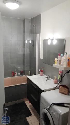 Appartement à vendre 2 pièces 46.8m² Laval (53000)