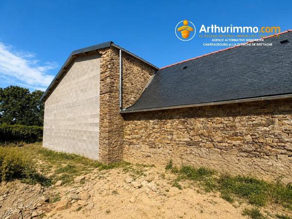 Vente                                                      Maison
                        
                     7 pièces                      167 m2                     à Vitré