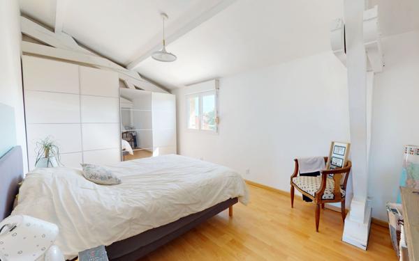 Maison à vendre    7 pièces • 172,77 m2 Chassieu