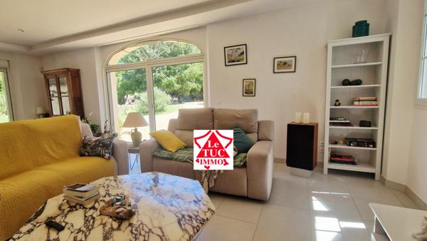 maison 231,40 m² habitables 2430 m² de terrain rochegude 26790 Rochegude (26790)