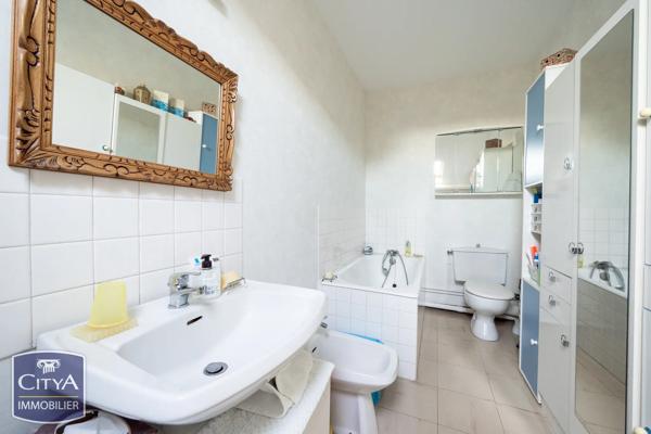 Appartement à vendre 1 pièce 36.71m² Tours (37000)