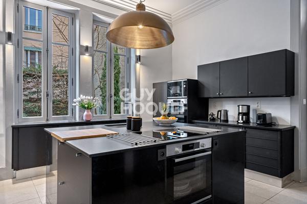 Coliving moderne : suite meublée 22 m² dans maison de caractère à Villeurbanne