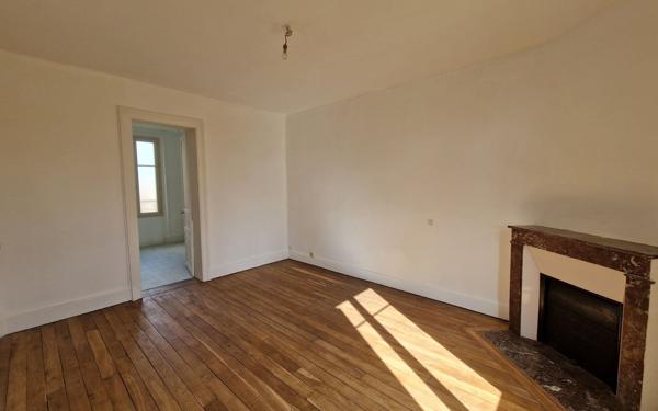 Maison à vendre    5 pièces •  Selles-sur-Cher