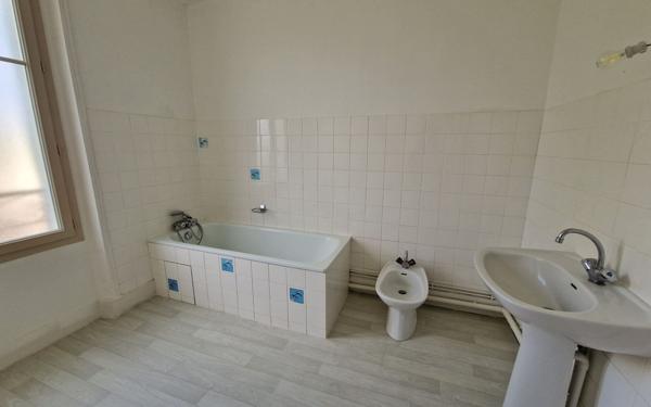 Maison à vendre    5 pièces •  Selles-sur-Cher