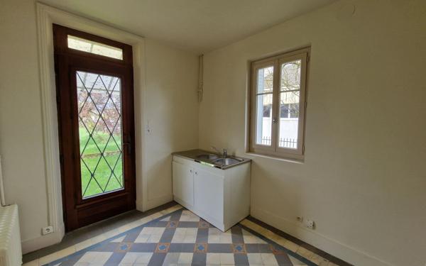 Maison à vendre    5 pièces •  Selles-sur-Cher