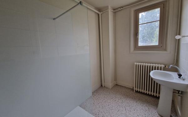 Maison à vendre    5 pièces •  Selles-sur-Cher