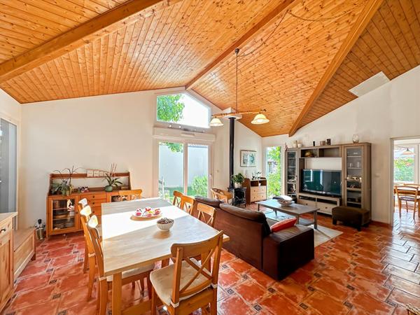 Maison de plain-pied à quelques pas des commerces