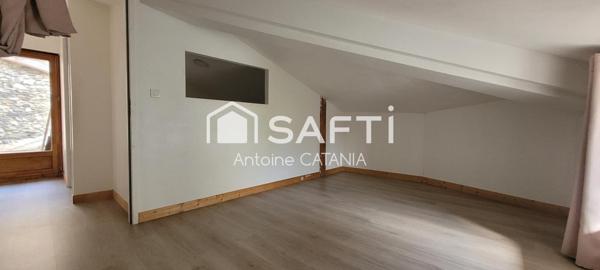 Moirans - Maison de ville 97m², 4 chambres sur 3 niveaux.