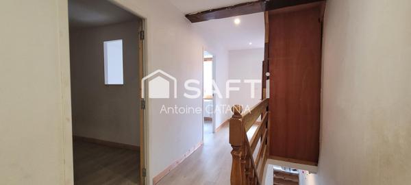 Moirans - Maison de ville 97m², 4 chambres sur 3 niveaux.