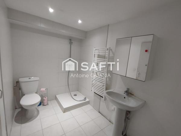 Moirans - Maison de ville 97m², 4 chambres sur 3 niveaux.