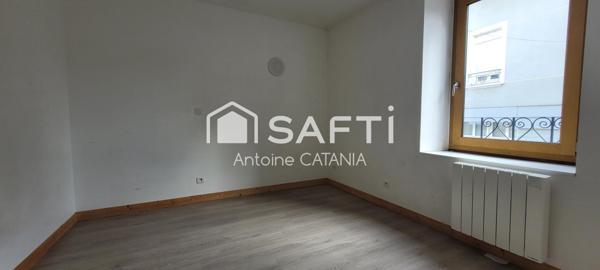 Moirans - Maison de ville 97m², 4 chambres sur 3 niveaux.