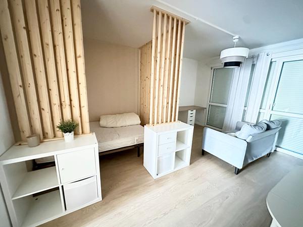 POITIERS - GIBAUDERIE - GRAND STUDIO DE 32.43 m2 - PARKING