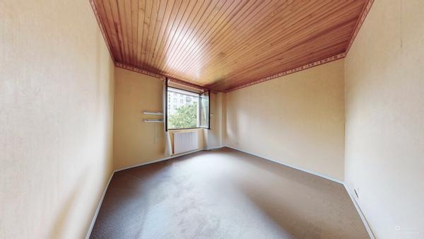Maison
         4 pièces
        - 82 m² Exclusivité 379 000 € *