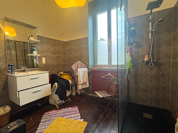 Exclusivité à ROCHEFORT Nord- Maison en pierre avec piscine jardin et dépendanceet dépendance