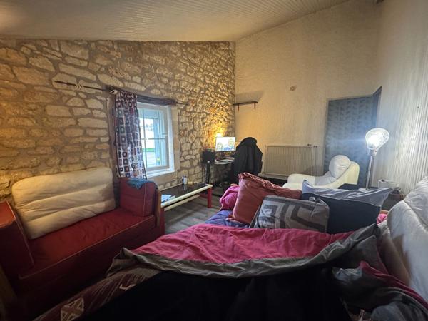 Exclusivité à ROCHEFORT Nord- Maison en pierre avec piscine jardin et dépendanceet dépendance