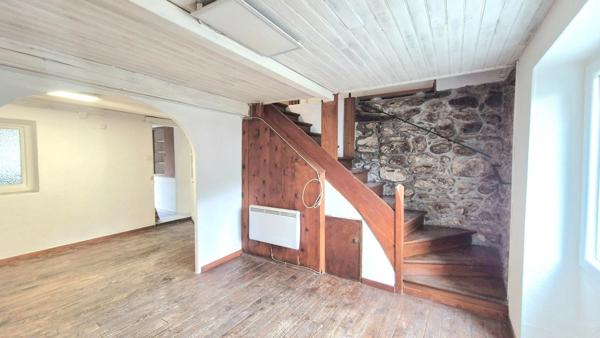 Maison à vendre avec terrasse 4 pièces SAHORRE (66)