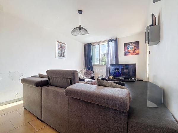 Appartement 3 pièce(s) 2 chambre(s) 56 m²
