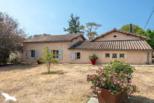 Maison à vendre |  Marsaneix |  6 pièces | 160 m²