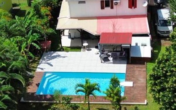 Maison à vendre    5 pièces • 104 m2 Lamentin