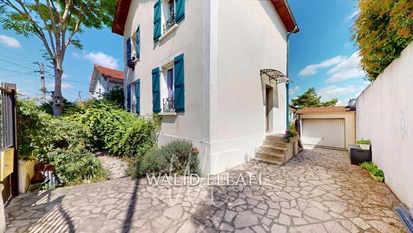 Maison
         5 pièces
        - 113 m² Exclusivité 529 000 € *
