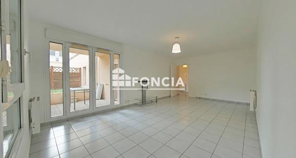 Location Appartement 3 pièces 69 m² - Livry-gargan 93190