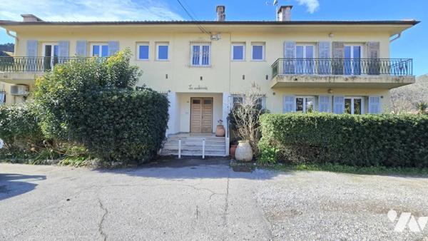 Appartement 3 pièces dernier étage terrasse