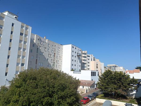 Appartement T2 avec garage et cave - Saint Jean De Monts 2 pièces - 45.15 m2 - 149000  TTC