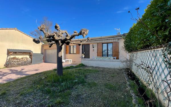 Maison à vendre    3 pièces •  Vallon-Pont-d'Arc