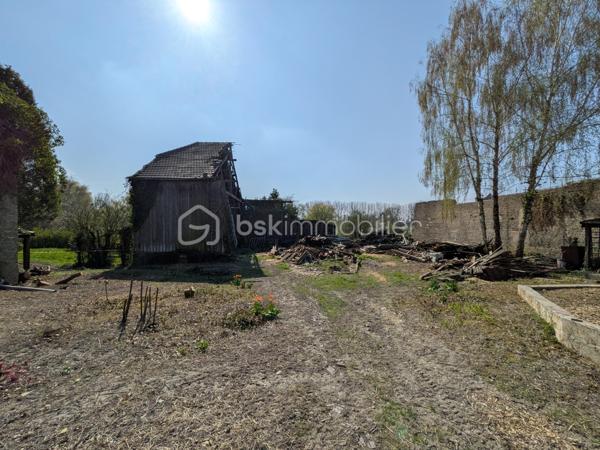 Corps de ferme de 154 000 m²