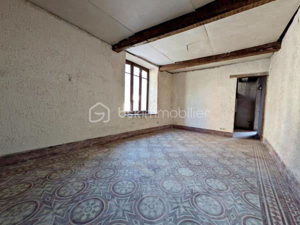 Corps de ferme de 154 000 m²