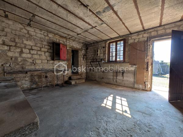 Corps de ferme de 154 000 m²