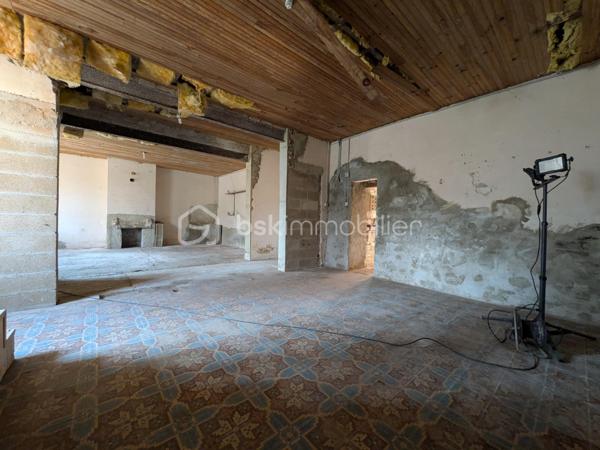 Corps de ferme de 154 000 m²