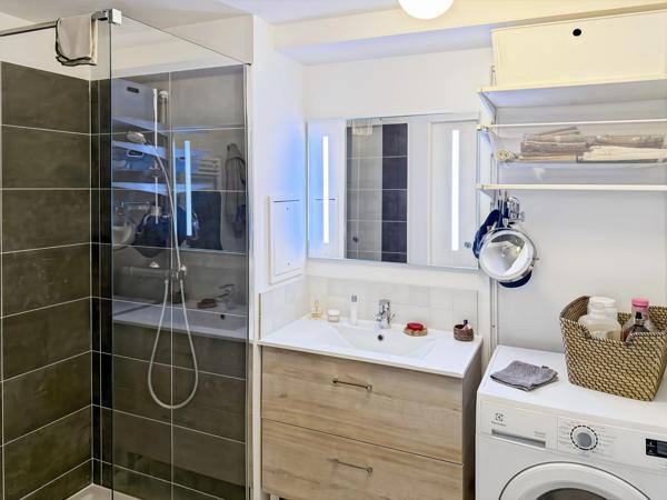 MONTREUIL – T3 RÉCENT AVEC JARDIN 39 M² et TERRASSE (PARKING en sus du prix)