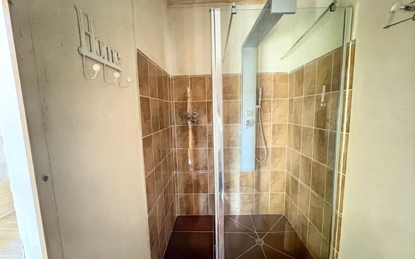 Maison à vendre    4 pièces •  Montlaur