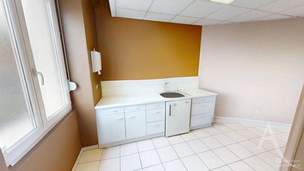 Local commercial CHATEAUROUX