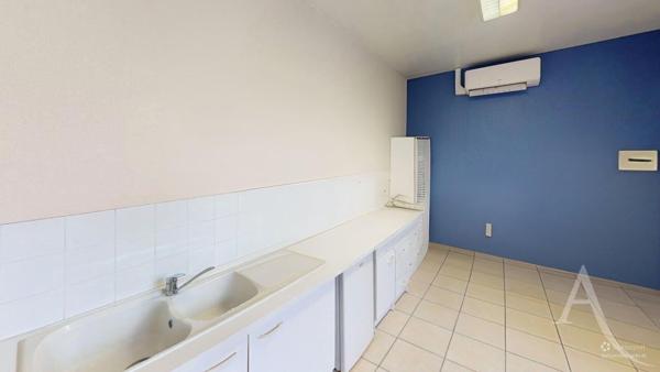 Local commercial CHATEAUROUX