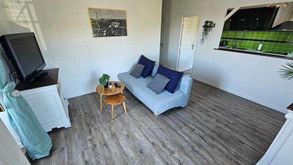 Houdan centre / Appartement 2 pièces en parfait état au 1er étage