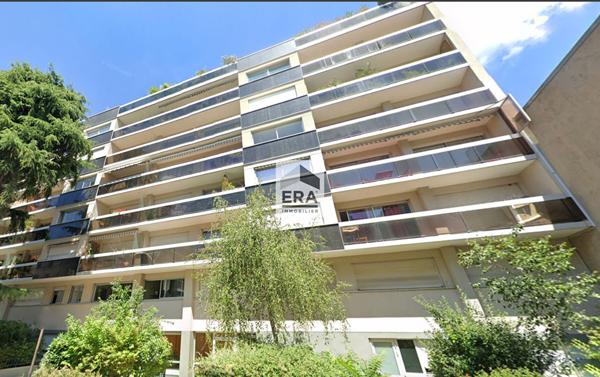 Double Parking Paris