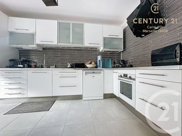 Appartement F3 à vendre  3 pièces - 79,17 m2 MARSEILLE - 13008