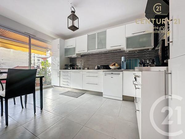 Appartement F3 à vendre  3 pièces - 79,17 m2 MARSEILLE - 13008