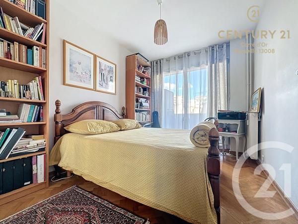 Appartement F3 à vendre  3 pièces - 79,17 m2 MARSEILLE - 13008