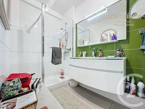 Appartement F3 à vendre  3 pièces - 79,17 m2 MARSEILLE - 13008