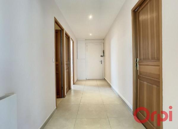 Appartement à louer    3 pièces • 72,67 m2 Villefranche-sur-Saône