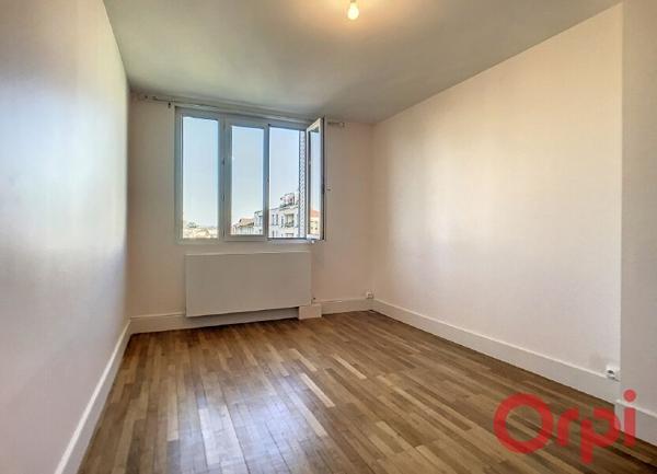 Appartement à louer    3 pièces • 72,67 m2 Villefranche-sur-Saône