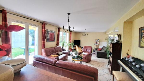 Maison LA CHAPELLE EN SERVAL - 8 pièces