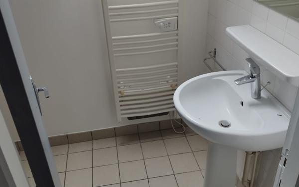 Appartement à vendre    2 pièces • 40 m2 Domblans