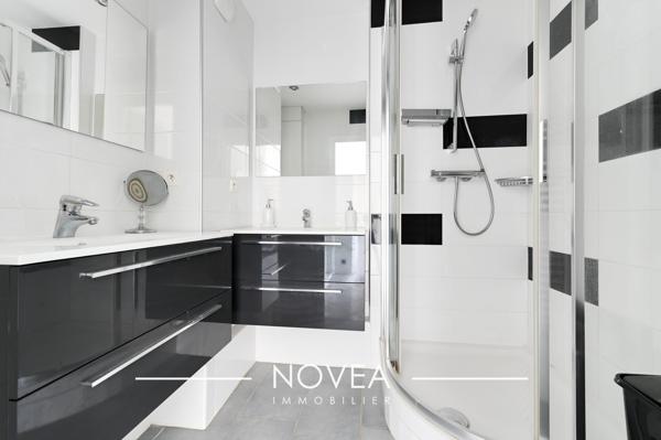 Appartement lumineux de 95m2 - 3 bacons sans vis-à-vis
