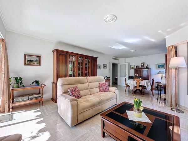 Cagnes-sur-Mer (06800) Magnifique 4 pièces dans le domaine idyllique du Lido à Cagnes sur Mer